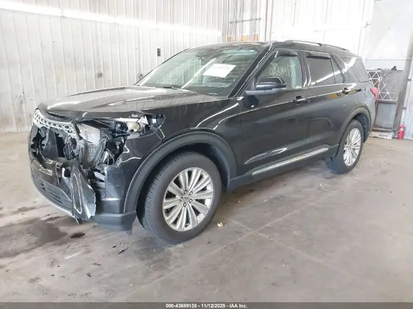 1FMSK8FH3NGB32713 2022 FORD EXPLORER - Image 2