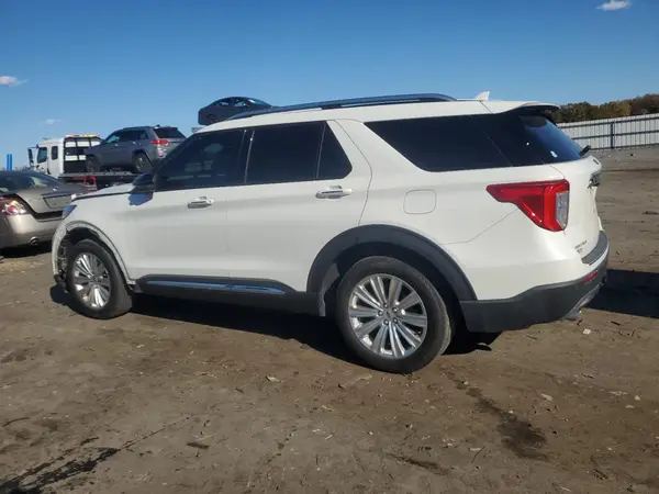1FMSK8FH3NGB75688 2022 FORD EXPLORER - Image 2