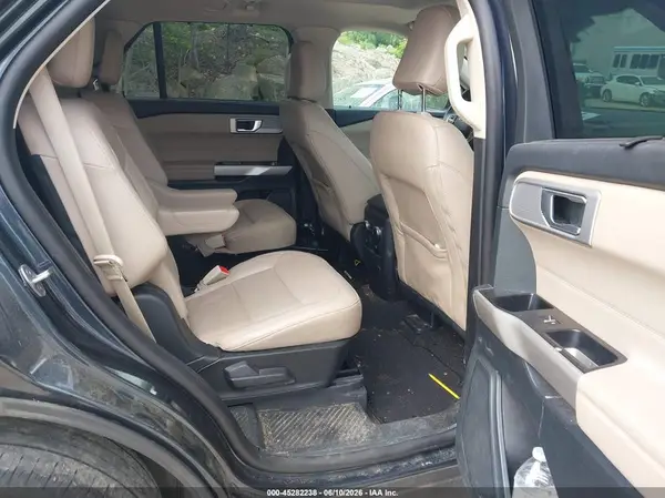 1FMSK8FH3PGB36781 2023 FORD EXPLORER - Image 8