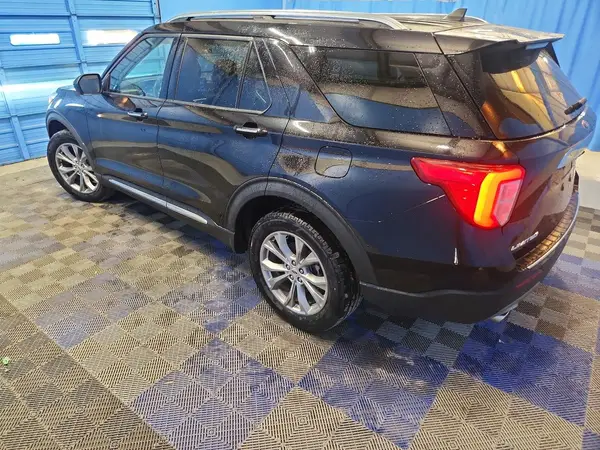 1FMSK8FH3RGA29880 2024 FORD EXPLORER - Image 2