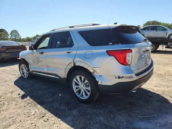 1FMSK8FH3RGA30639 2024 FORD EXPLORER - Image 2