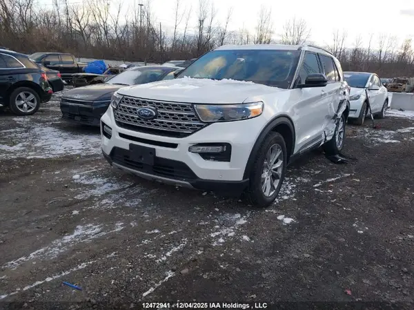 1FMSK8FH3RGA31712 2024 FORD EXPLORER - Image 2