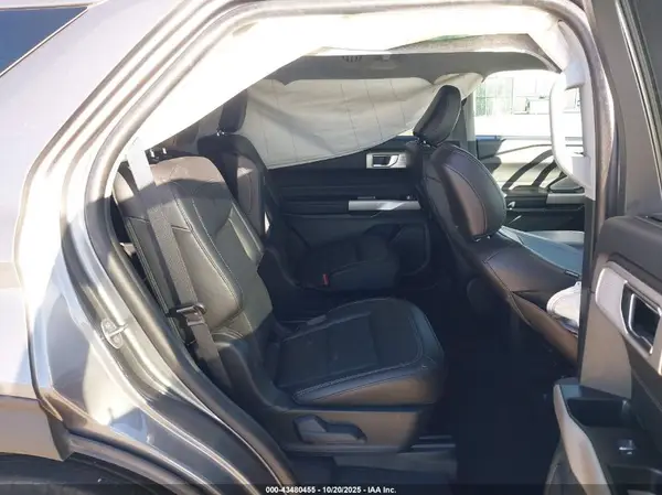 1FMSK8FH3RGA87049 2024 FORD EXPLORER - Image 8