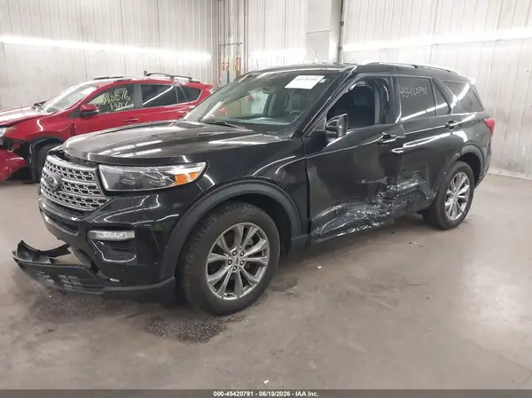 1FMSK8FH4NGA29476 2022 FORD EXPLORER - Image 2