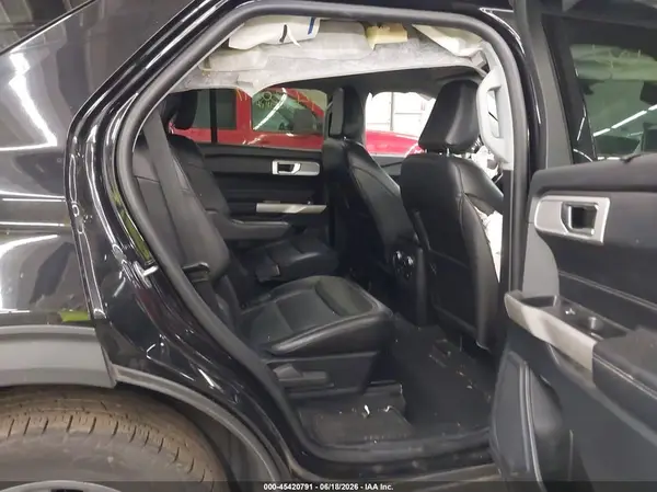 1FMSK8FH4NGA29476 2022 FORD EXPLORER - Image 8
