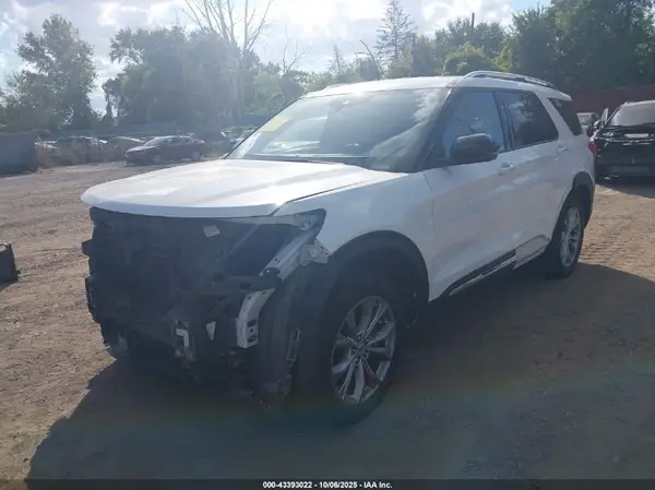 1FMSK8FH4PGB09170 2023 FORD EXPLORER - Image 2