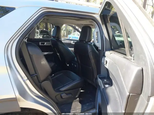 1FMSK8FH5MGA85957 2021 FORD EXPLORER - Image 8