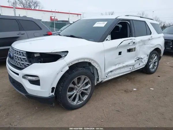 1FMSK8FH5NGA29986 2022 FORD EXPLORER - Image 2