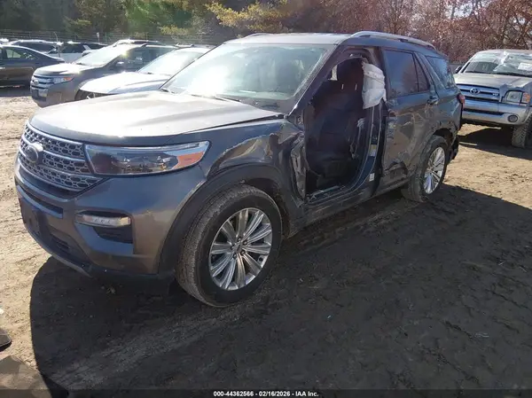 1FMSK8FH5NGA37327 2022 FORD EXPLORER - Image 2