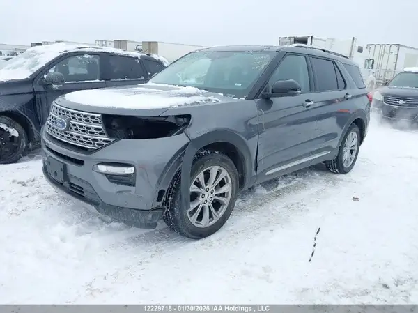 1FMSK8FH5NGA85913 2022 FORD EXPLORER - Image 2