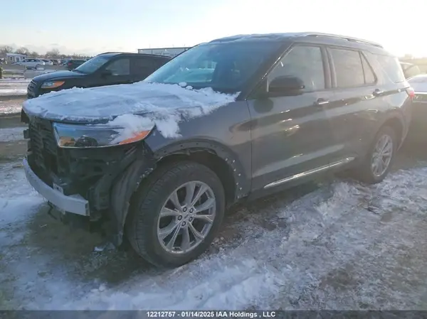1FMSK8FH5NGB16237 2022 FORD EXPLORER - Image 2