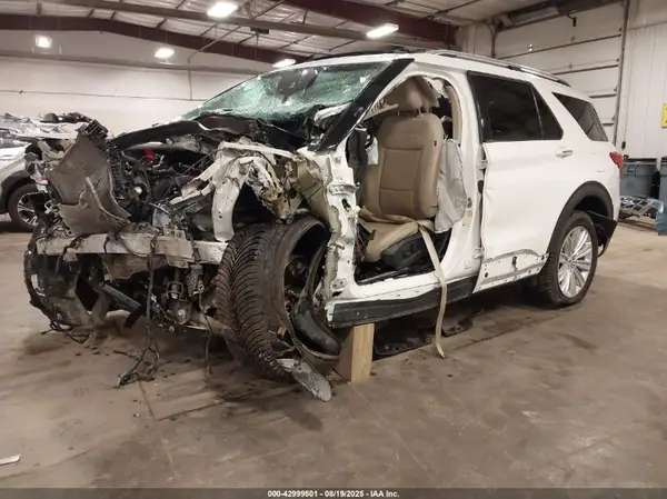 1FMSK8FH5NGB43552 2022 FORD EXPLORER - Image 2