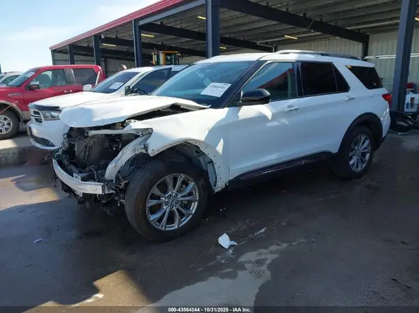 1FMSK8FH5PGB24731 2023 FORD EXPLORER - Image 2