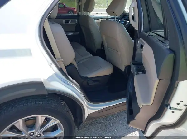 1FMSK8FH5PGB41786 2023 FORD EXPLORER - Image 8