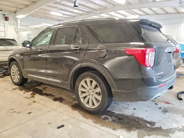 1FMSK8FH5RGA45417 2024 FORD EXPLORER - Image 2
