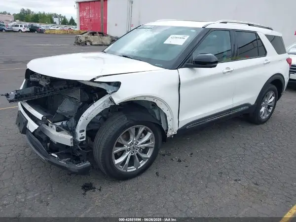 1FMSK8FH6MGA16114 2021 FORD EXPLORER - Image 2
