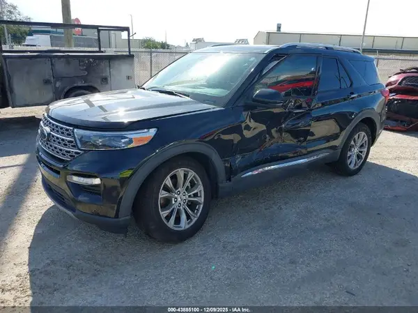1FMSK8FH6MGA63790 2021 FORD EXPLORER - Image 2