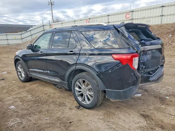 1FMSK8FH6NGA85743 2022 FORD EXPLORER - Image 2