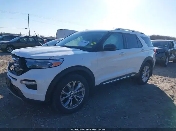 1FMSK8FH7MGA46268 2021 FORD EXPLORER - Image 2