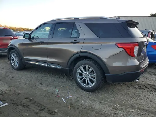 1FMSK8FH7MGB52462 2021 FORD EXPLORER - Image 2