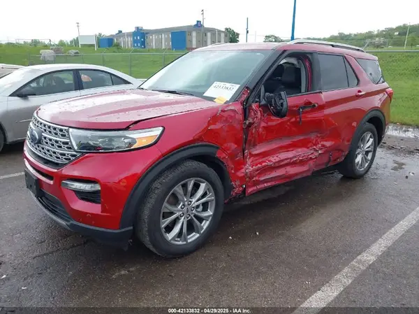 1FMSK8FH7NGA80373 2022 FORD EXPLORER - Image 2