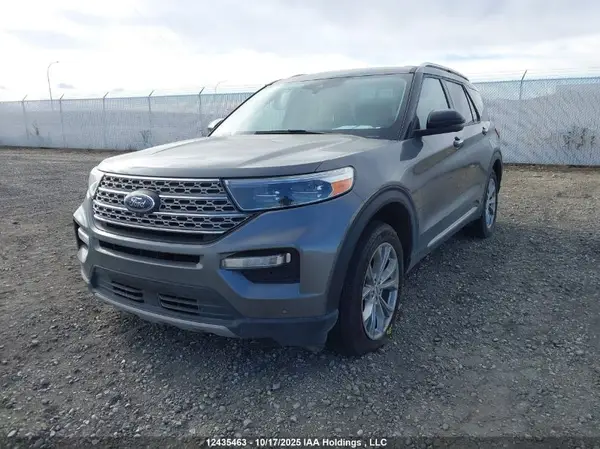 1FMSK8FH7NGB16367 2022 FORD EXPLORER - Image 2