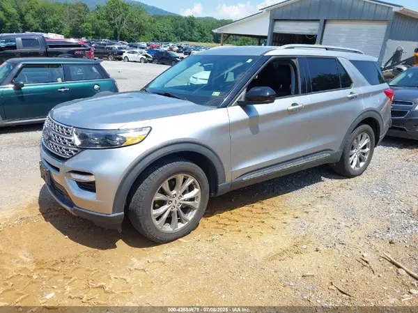 1FMSK8FH7NGB20256 2022 FORD EXPLORER - Image 2
