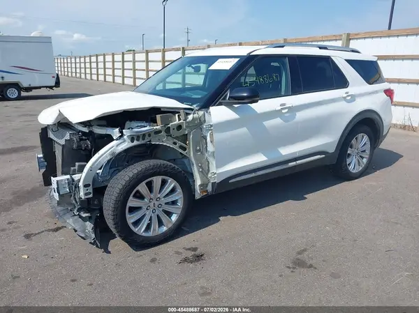 1FMSK8FH7NGB28101 2022 FORD EXPLORER - Image 2