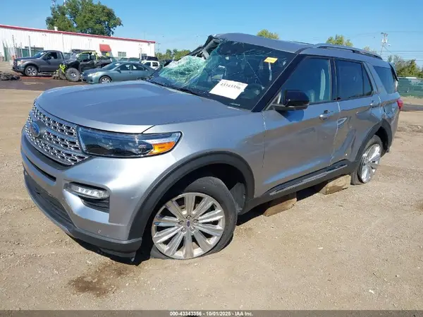1FMSK8FH8MGA23338 2021 FORD EXPLORER - Image 2