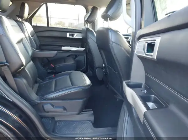 1FMSK8FH8MGB04047 2021 FORD EXPLORER - Image 8