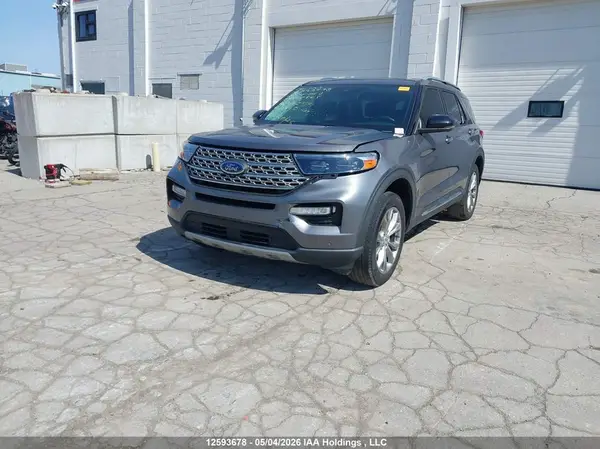 1FMSK8FH8NGA04256 2022 FORD EXPLORER - Image 2