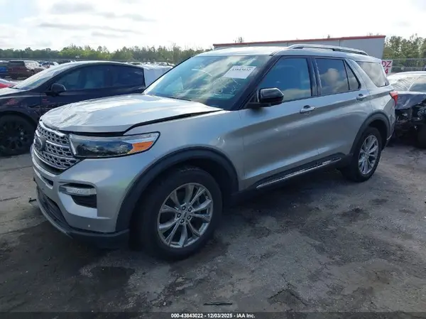 1FMSK8FH8NGA51674 2022 FORD EXPLORER - Image 2
