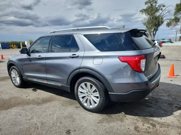 1FMSK8FH8NGA60567 2022 FORD EXPLORER - Image 2