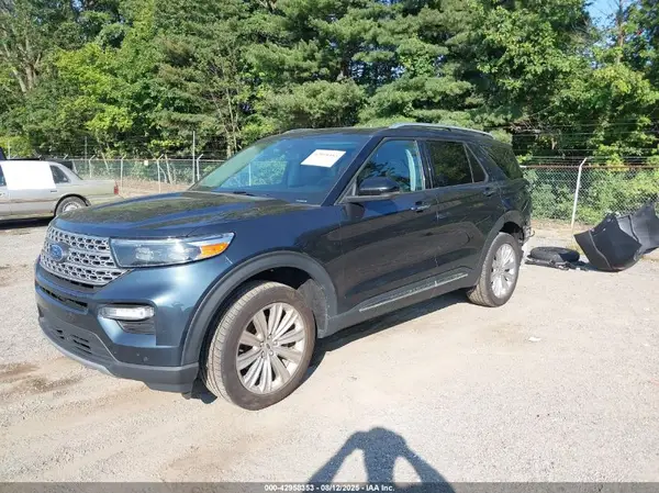 1FMSK8FH8NGA68118 2022 FORD EXPLORER - Image 2