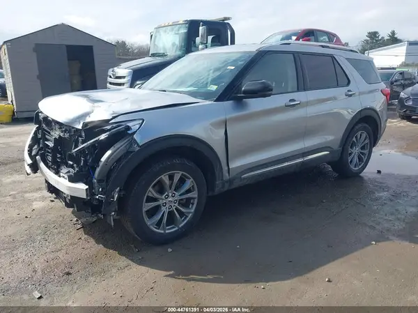 1FMSK8FH8NGB18337 2022 FORD EXPLORER - Image 2