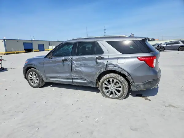 1FMSK8FH8NGB70406 2022 FORD EXPLORER - Image 2