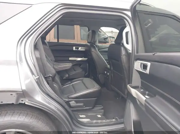1FMSK8FH9NGA85042 2022 FORD EXPLORER - Image 8