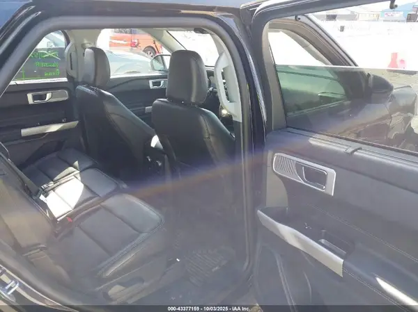 1FMSK8FH9NGB32988 2022 FORD EXPLORER - Image 8