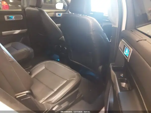 1FMSK8FH9RGA89209 2024 FORD EXPLORER - Image 8