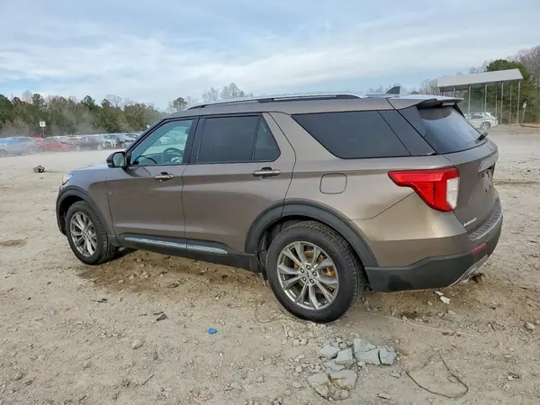 1FMSK8FHXMGB02946 2021 FORD EXPLORER - Image 2