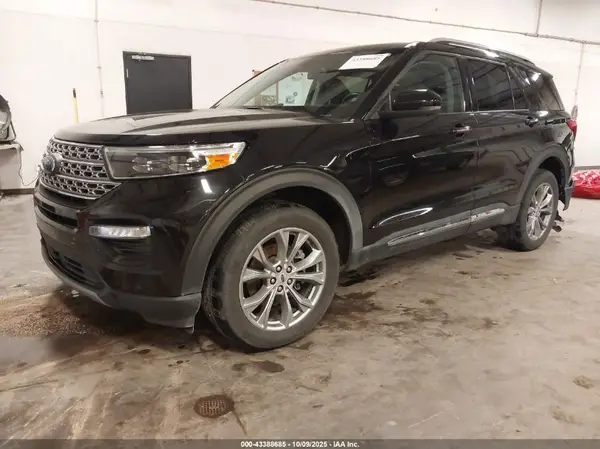 1FMSK8FHXMGB73404 2021 FORD EXPLORER - Image 2