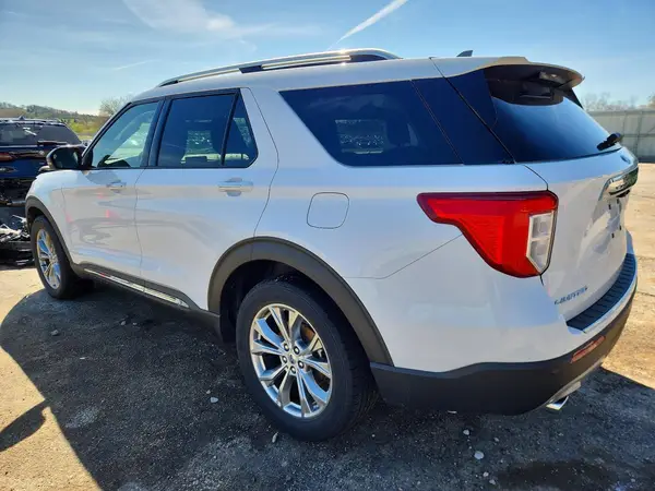 1FMSK8FHXNGA95126 2022 FORD EXPLORER - Image 2