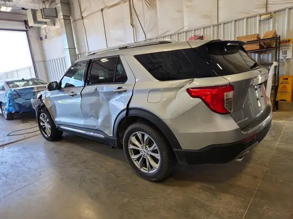 1FMSK8FHXNGB18985 2022 FORD EXPLORER - Image 2