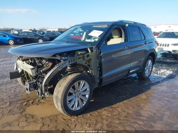 1FMSK8FHXNGC12400 2022 FORD EXPLORER - Image 2
