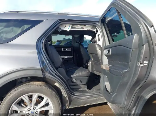 1FMSK8FHXPGA60122 2023 FORD EXPLORER - Image 8