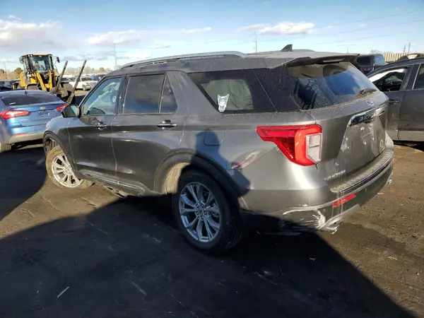 1FMSK8FHXPGA69838 2023 FORD EXPLORER - Image 2