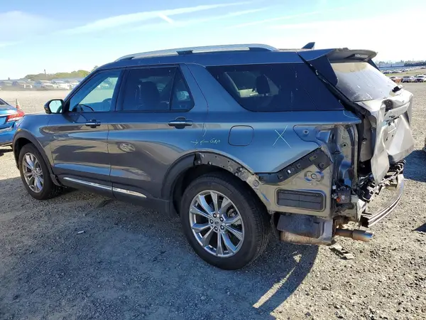 1FMSK8FHXPGB39001 2023 FORD EXPLORER - Image 2