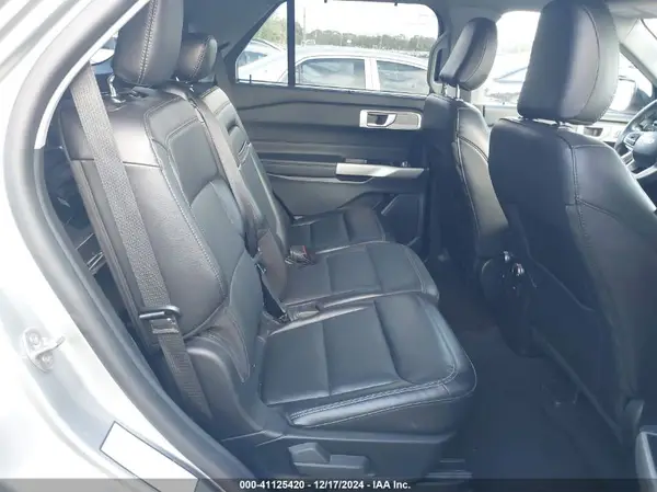 1FMSK8FHXPGB41332 2023 FORD EXPLORER - Image 8