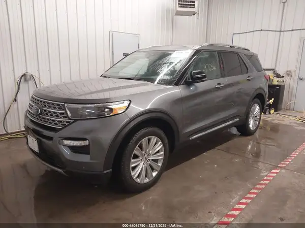 1FMSK8FHXPGC11685 2023 FORD EXPLORER - Image 2