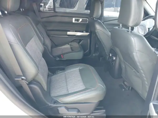 1FMSK8JH0NGB31137 2022 FORD EXPLORER - Image 8